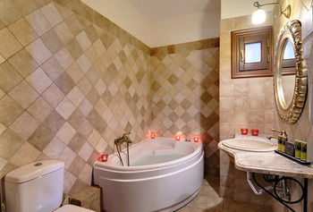 Pelion Iris Guesthouses & Suites מראה חיצוני תמונה